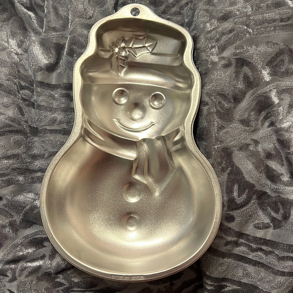 Snowman Cake Pan